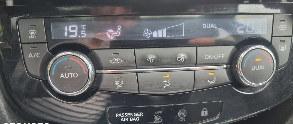 Nissan Qashqai cena 39000 przebieg: 367000, rok produkcji 2014 z Gryfino małe 211